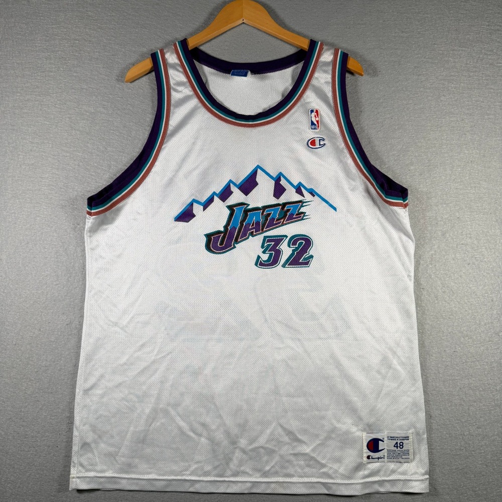 Vintage Utah Jazz Karl Malone 32 Champion Jersey White Size 48 Made in USA 90s